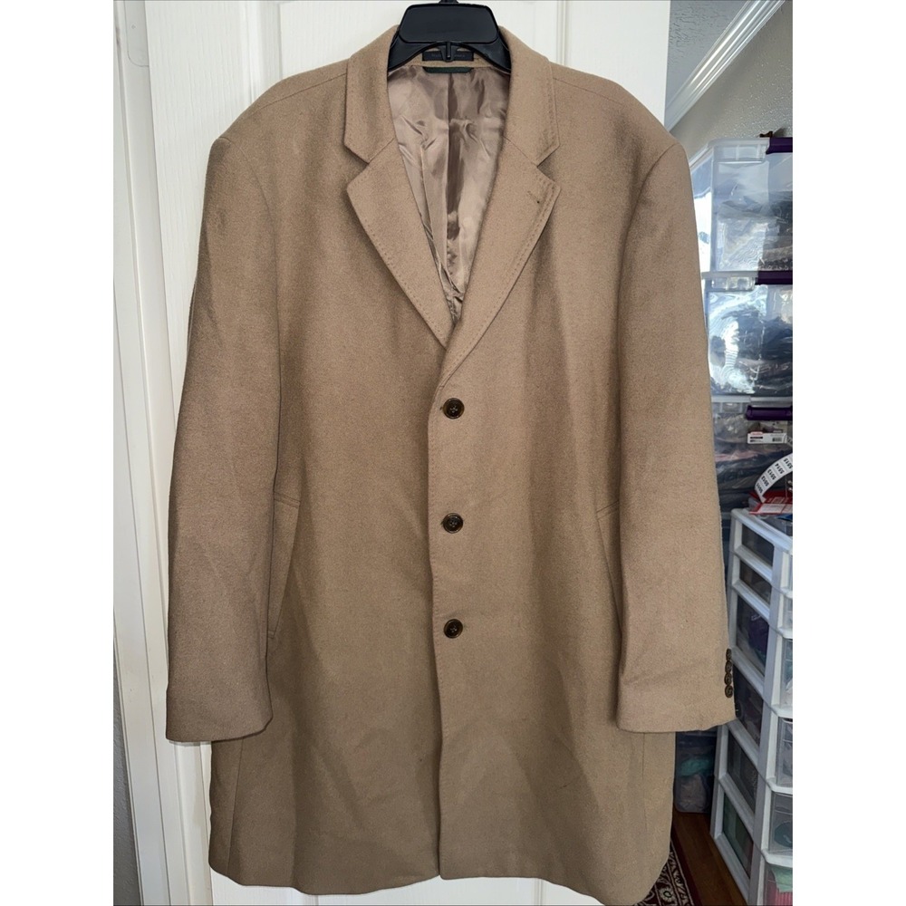 Ralph Lauren Mens Overcoat  Camel fully lined 3 button Italian Wool Fabric. 5513